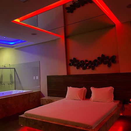 Motel Paris Aparecida de Goiania Luaran gambar